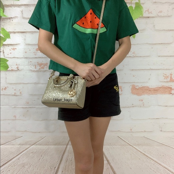 Michael Kors Giftables Ciara XS Mini Crossbody - Picture 6 of 8